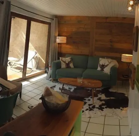 Apartment Serre Chevalier Chantemerle T2 + Coin Montagne En Rdc Pour 6 Personnes *